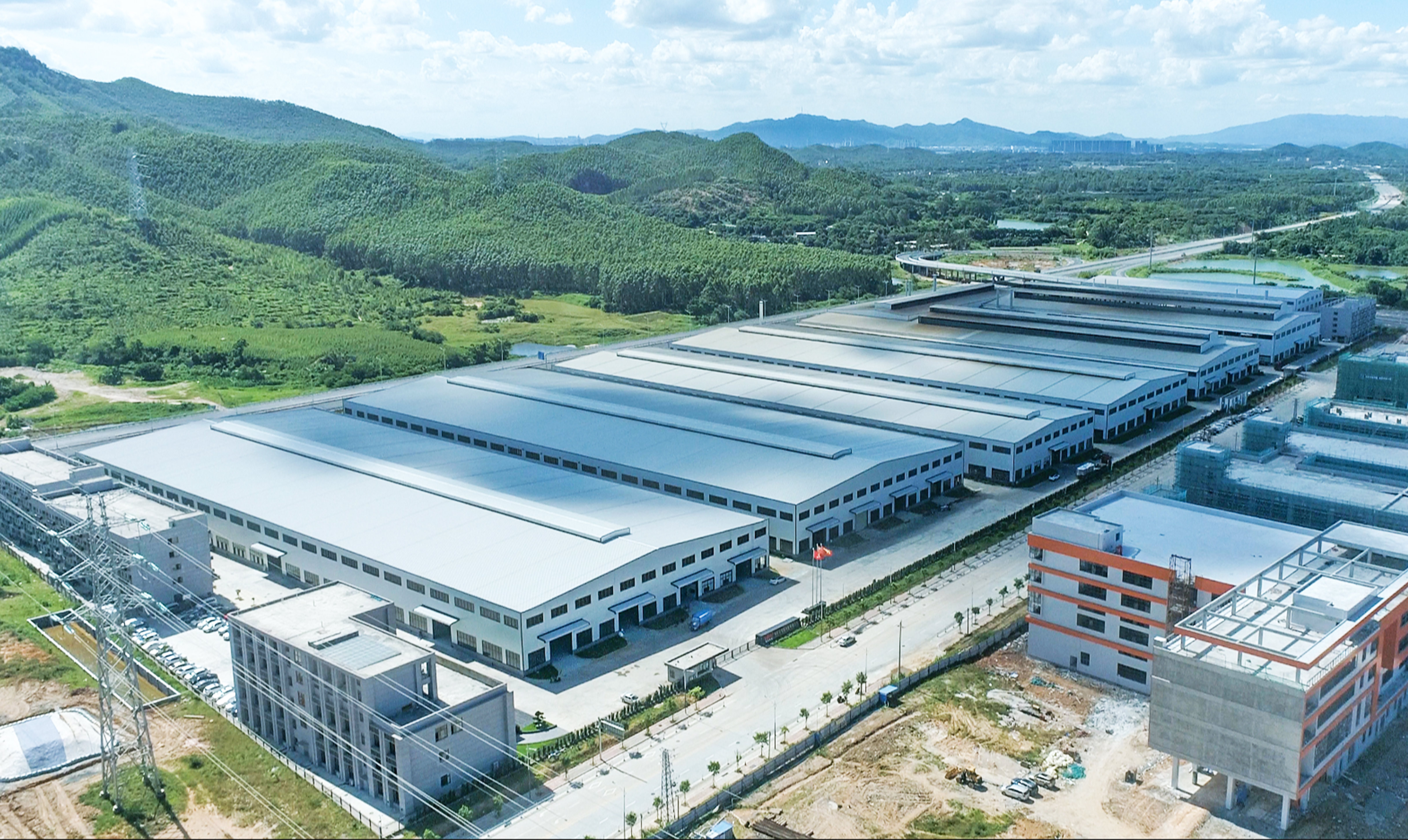 巨高精机-立式加工中心确定工艺方案的原则有哪几点